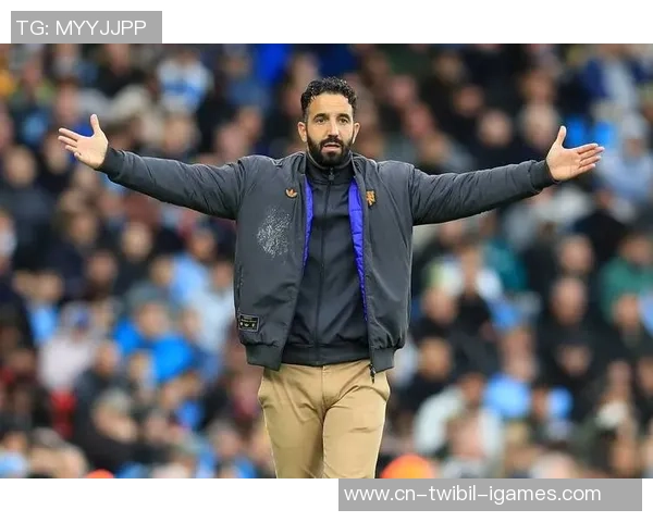 曼联争四现在需张狂抢分!最猛右路年末全都不在,候补阵容让阿莫林心凉